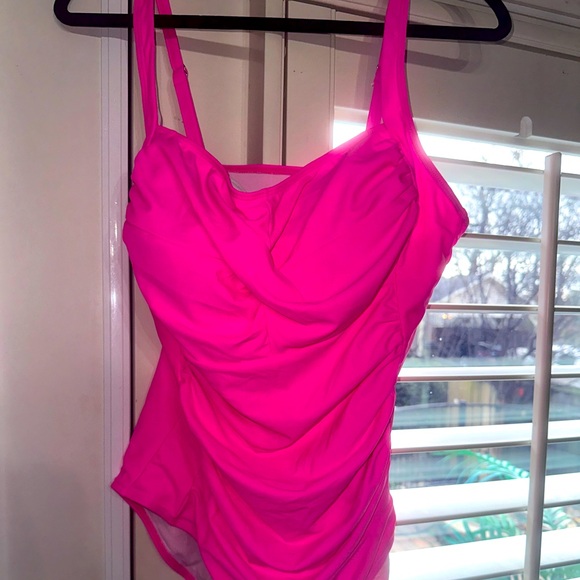 NWT Ekouaer Women's One Piece Swimsuit Ruched Tummy Control Bathing Suit - Picture 3 of 3